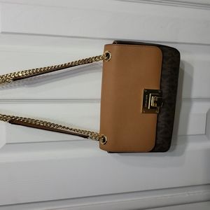 Michael Kors shoulder /crossbody purse